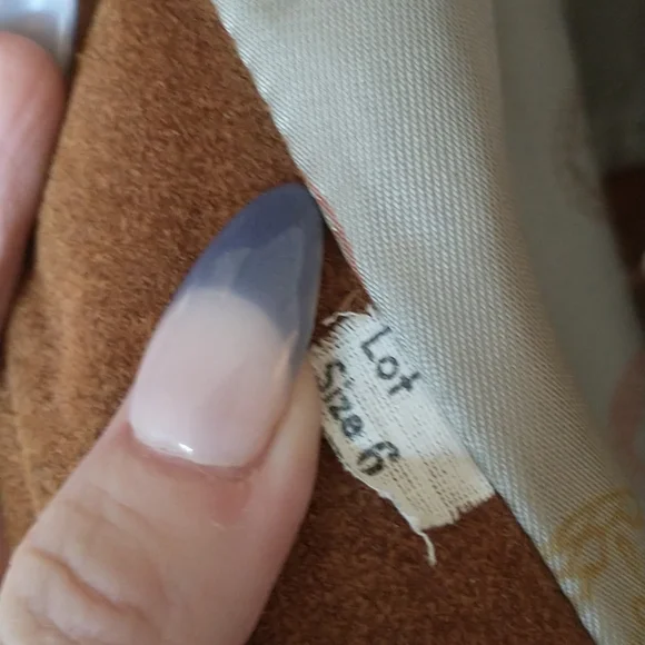 🤠Vintage Western brown suede leather fringe jacket!! Authentic and beautiful! - Picture 9 of 9